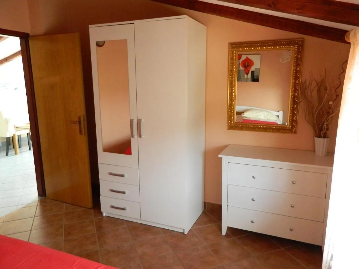Apartment Kelly Rovinj